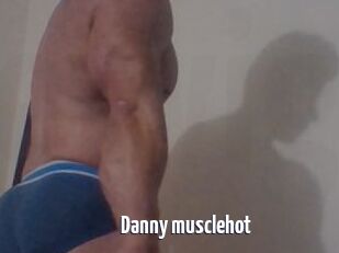 Danny_musclehot