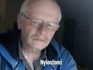 Nylontomi