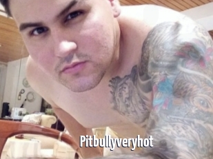 Pitbullyveryhot