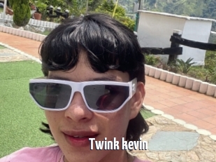 Twink_kevin